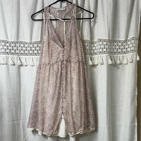 Social Tourist Dresses & Skirts - Sleeveless Pink Floral Mini Dress with Button Front